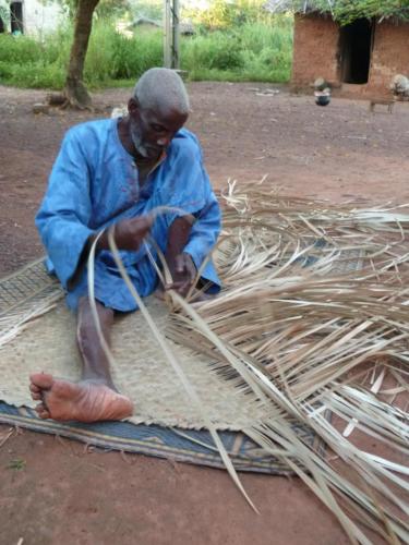 21091363118 8667195d5b o